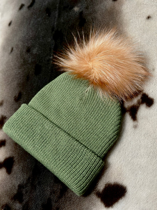 Crystal Fox fur pom beanie